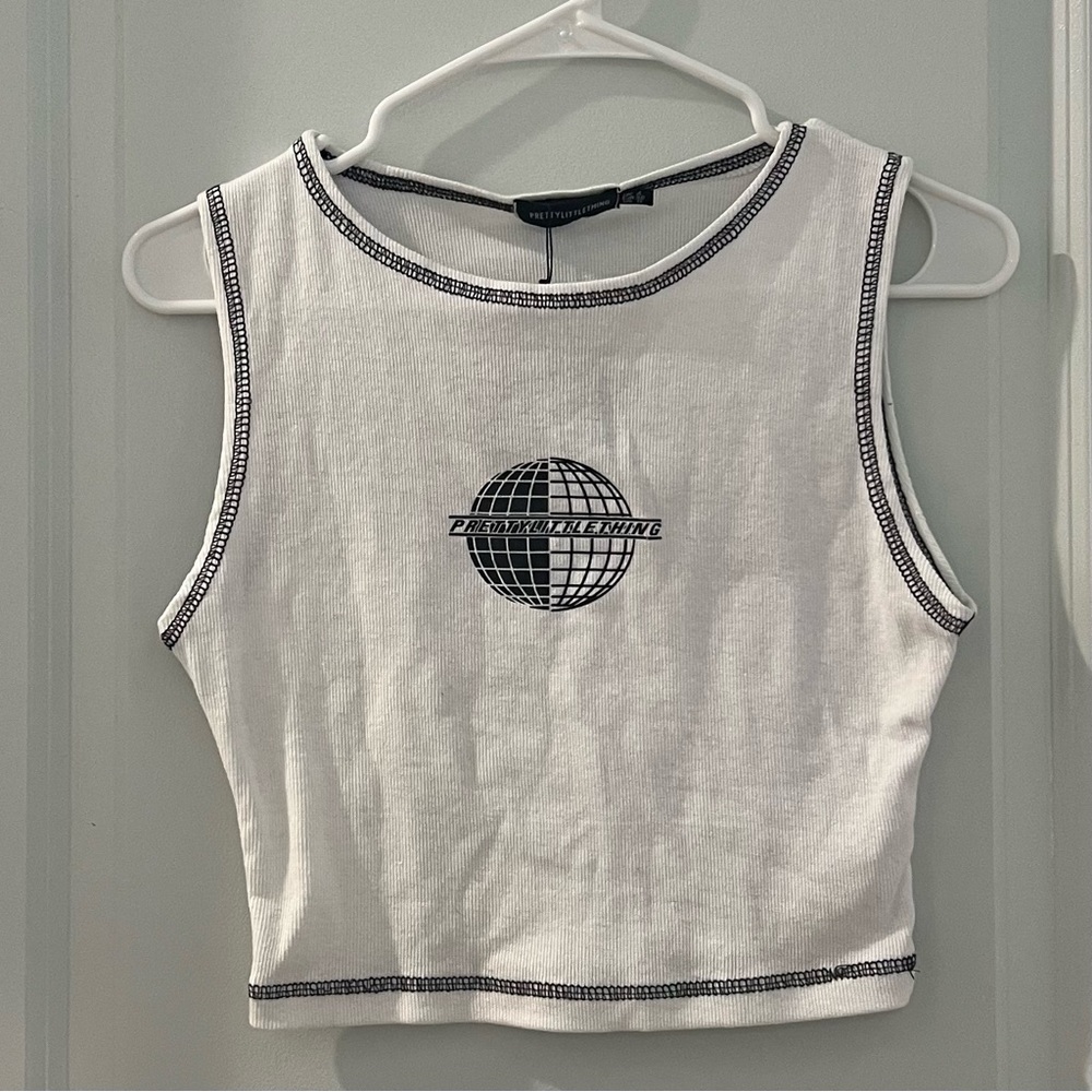 PrettyLittleThing White and Black Graphic Crop Tank Top (runs big)